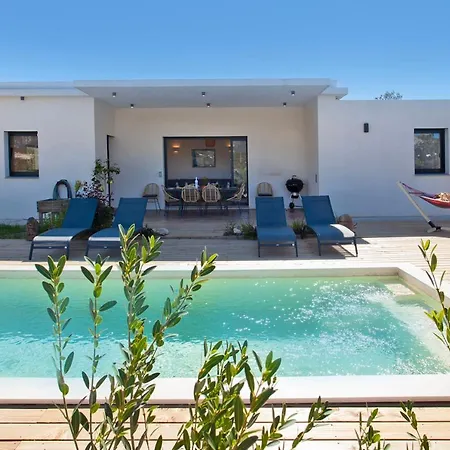 Avec Piscine Bbq Petanque Calme A 5km De La De Sable De Calvi Villa